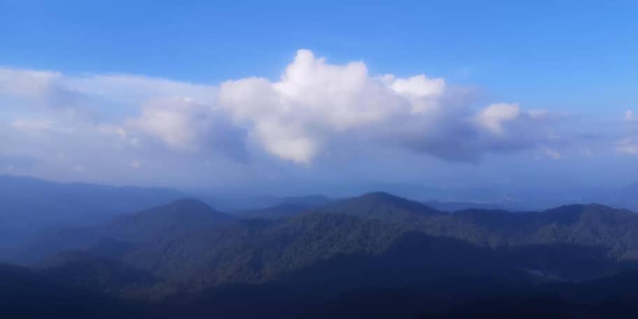 12 Pax Skyview Homestay 2 Family Room 2R2B Golden Hills Mountain View Genting Highland Cao nguyên Genting Ngoại thất bức ảnh